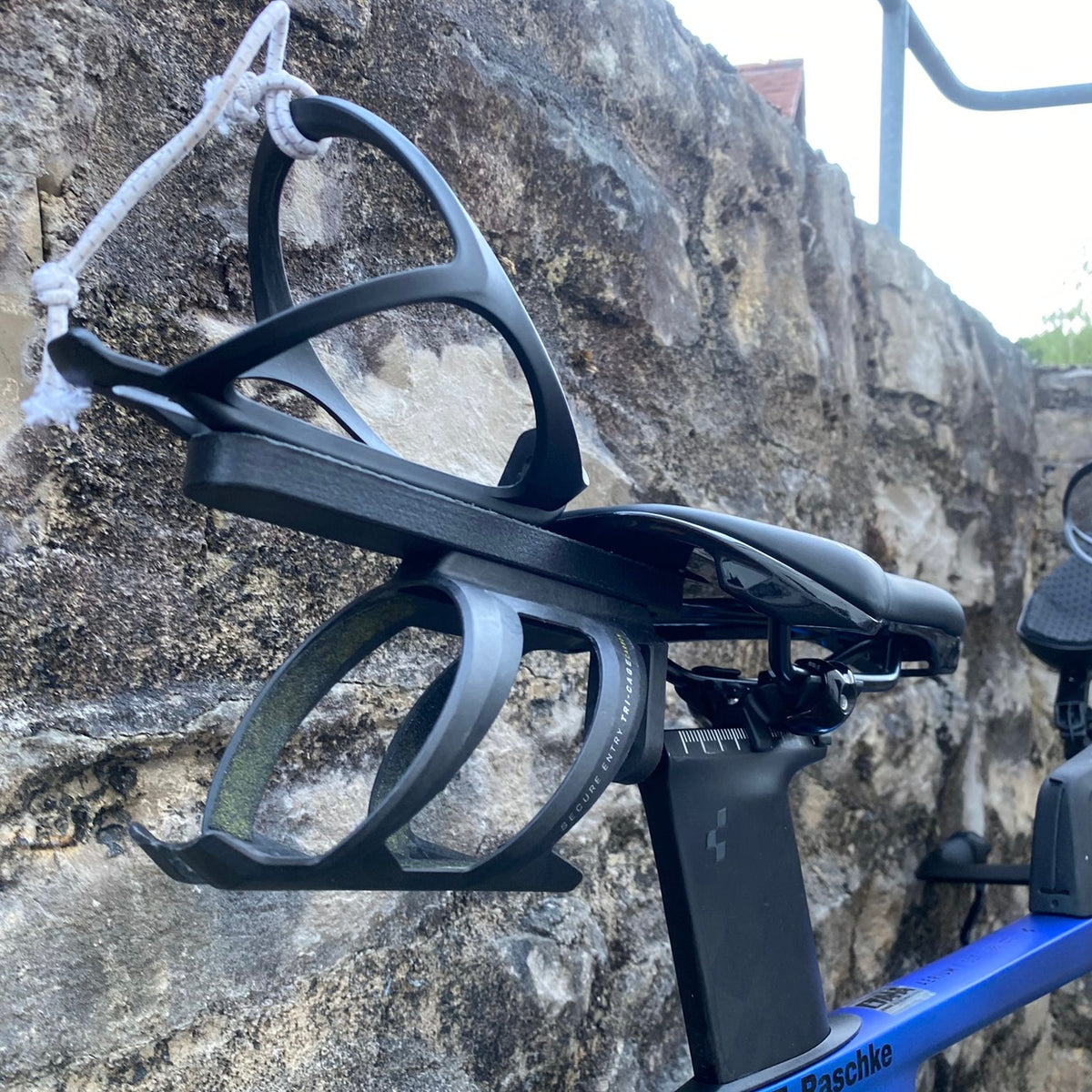 Selle Italia Sattel Flaschenhalterung