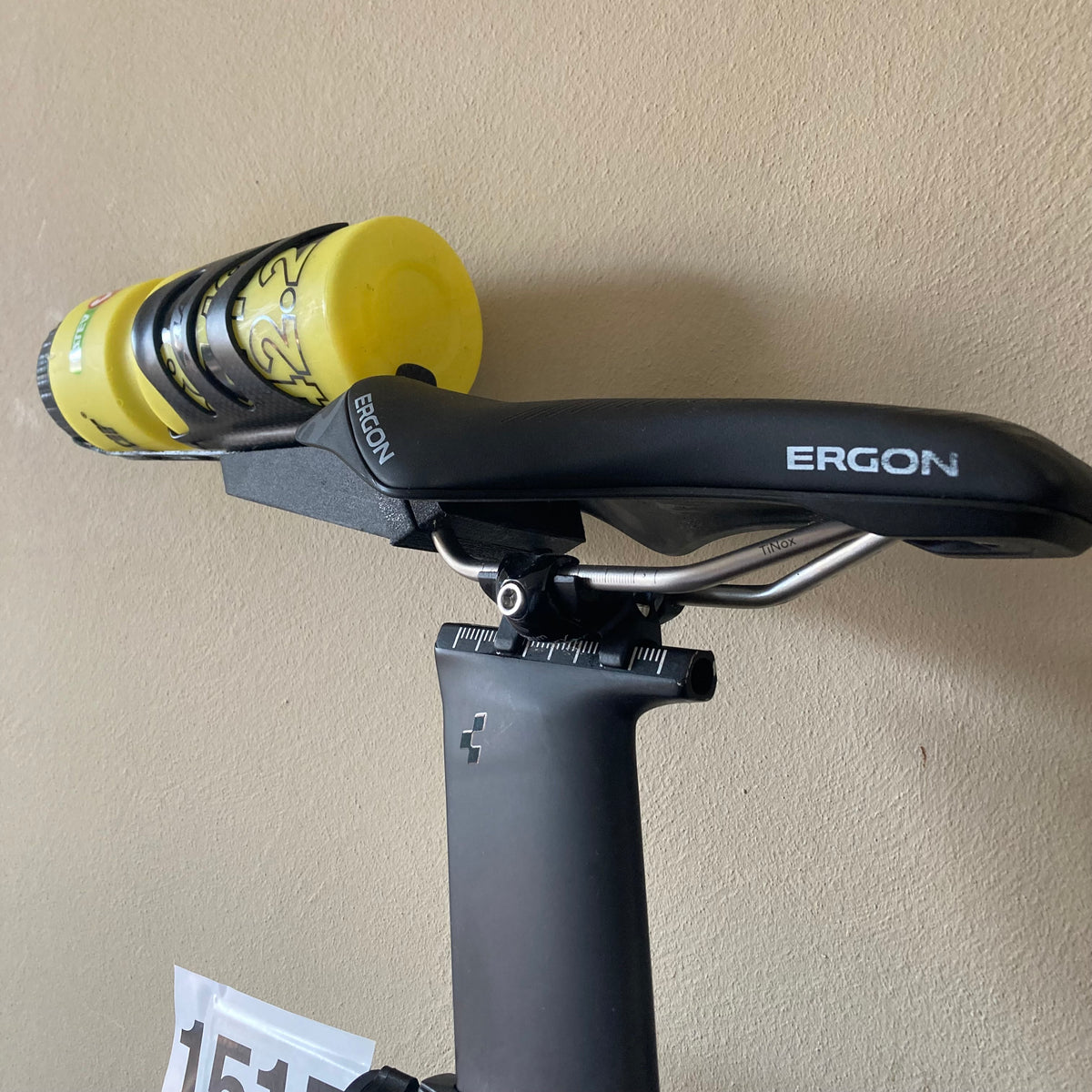 Ergon SR Tri Men Flaschenhalterung Sattel