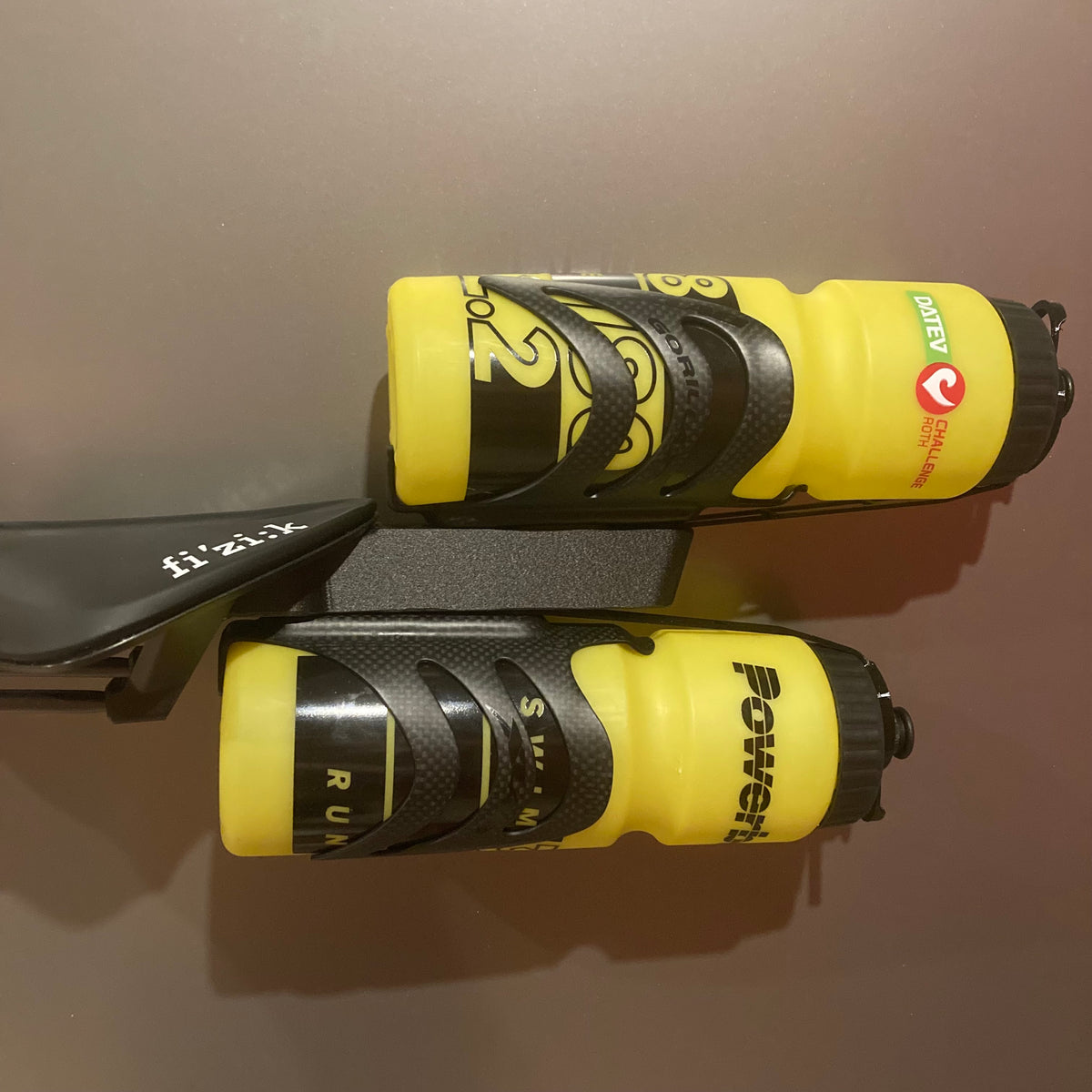 Fizik Aeris / Arione Flaschenhalterung Sattel