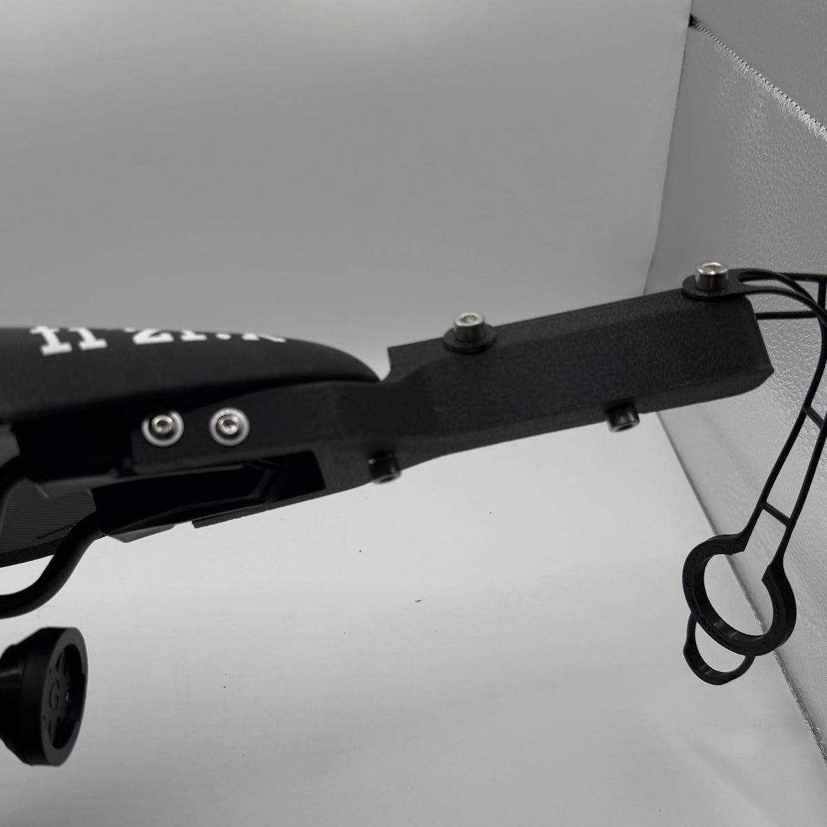 Fizik Mistica Flaschenhalterung Sattel