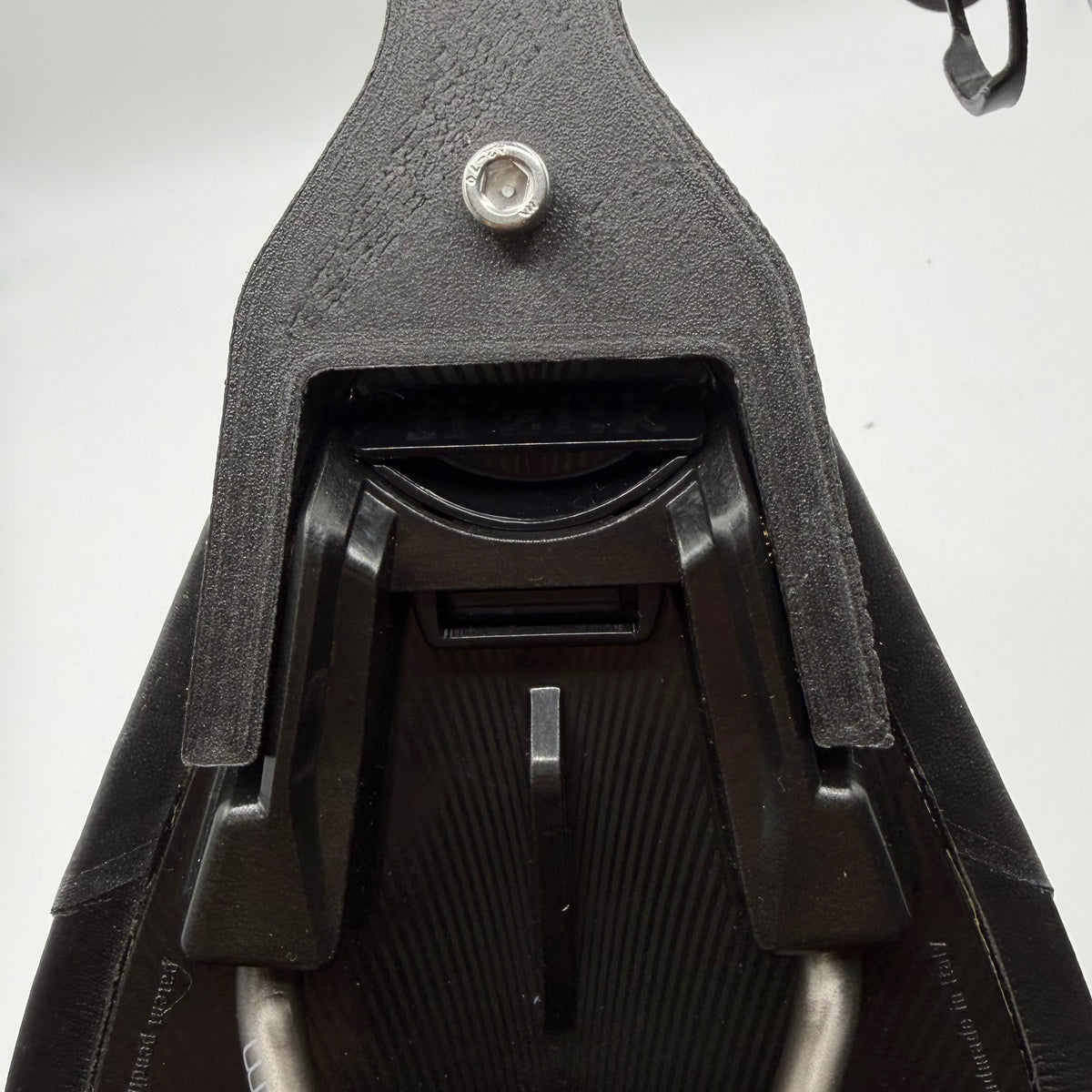 Fizik Mistica Flaschenhalterung Sattel